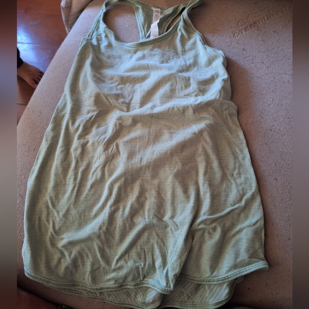 Lululemon tank top